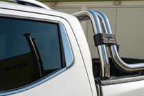 Nissan Navara/NP300 2016– RVS sierlijsten achterste deurstijlen (2 stuks) foto 1