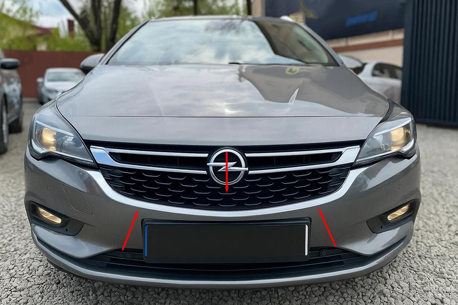 Opel Astra K 2016–2021 Omlijsting voorgrille (RVS) Image