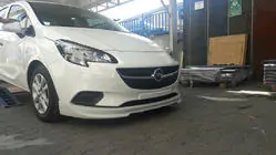 Opel Corsa E 2015–2019 Voorbumper onderlip (spuitklaar) foto 1