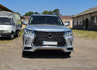 Lexus LX570/450d 2008–2022 Mini-facelift ombouwset van model 2008-2015 naar TRD Sport (bumper, koplampen) foto 3