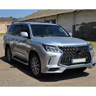 Mini-facelift ombouwset van model 2008-2015 naar TRD Sport (bumper, koplampen) Lexus LX570/450d 2008–2022 foto 2