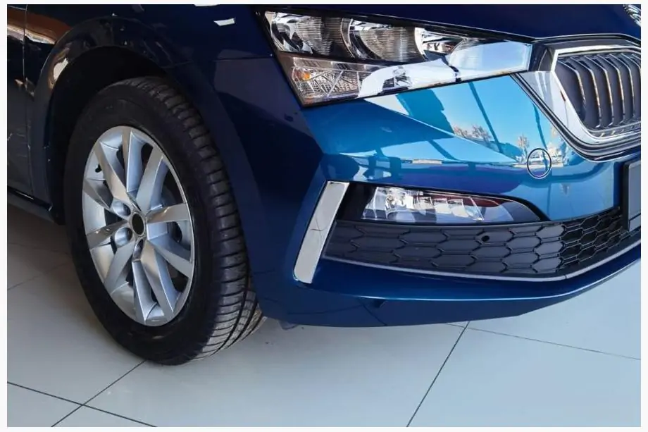 Skoda Scala 2018– Mistlamp sierlijsten (2 stuks, RVS) Image