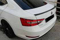 Skoda Superb 2015–2024 Lipspoiler (Omsa, zwart) foto 1