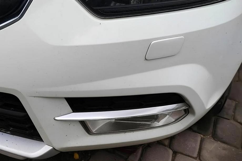 Skoda Yeti 2009–2017 RVS chromen sierlijsten voor voorbumper (2009-2013, 2 stuks) Image