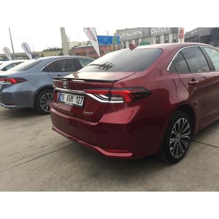 Spoiler (Meliset, spuitklaar) Toyota Corolla 2019– foto 3
