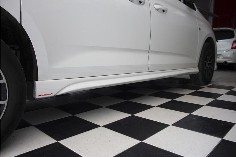 Volkswagen Caddy 2020– Meliset sideskirts (voor spuiten) Image