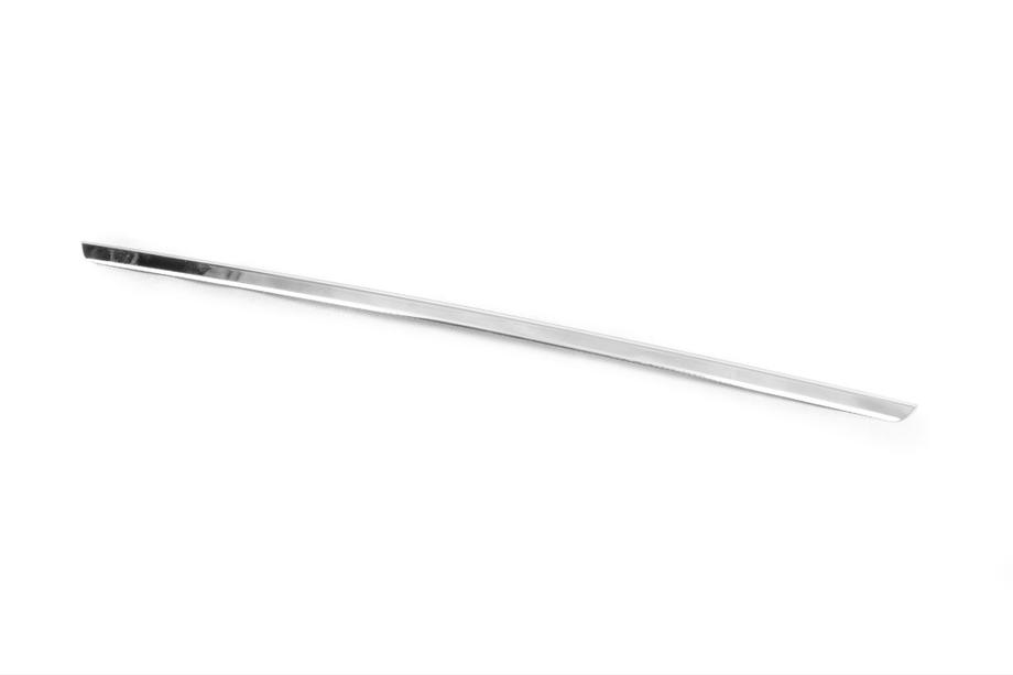 Volkswagen Passat B7 2012–2015 Sierlijst boven kentekenplaat SD (RVS) Image
