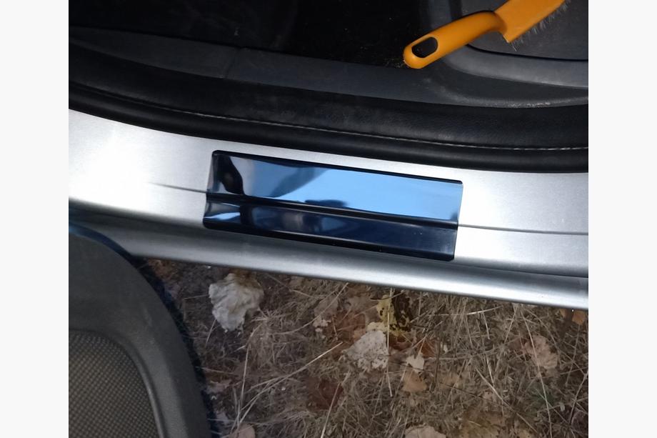 Ford Focus III 2011–2017 Instaplijsten Carmos V2 (4 st., RVS) Foto 4