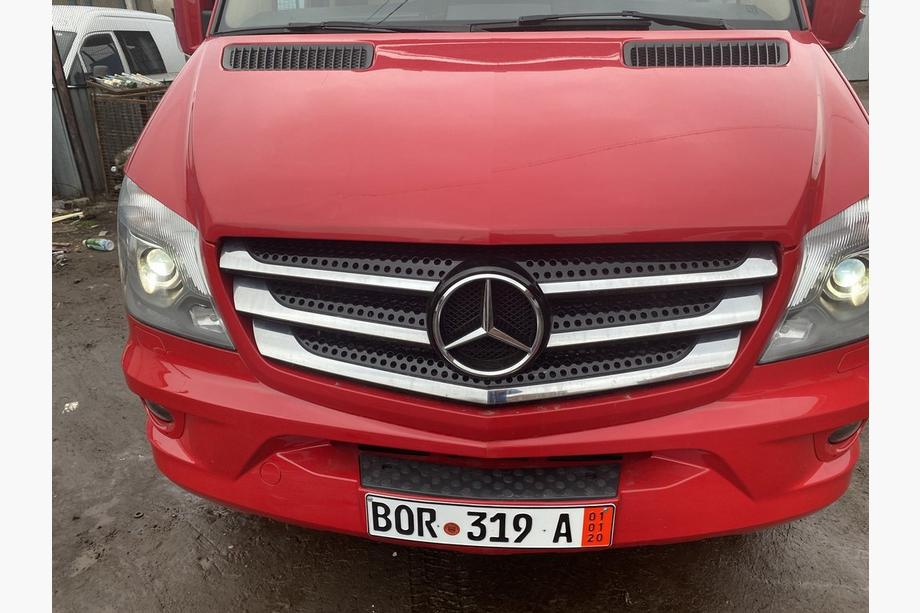 Mercedes Sprinter W906 2006–2018 Afgeprijsd! Grill sierlijsten (2013↗, RVS) Image
