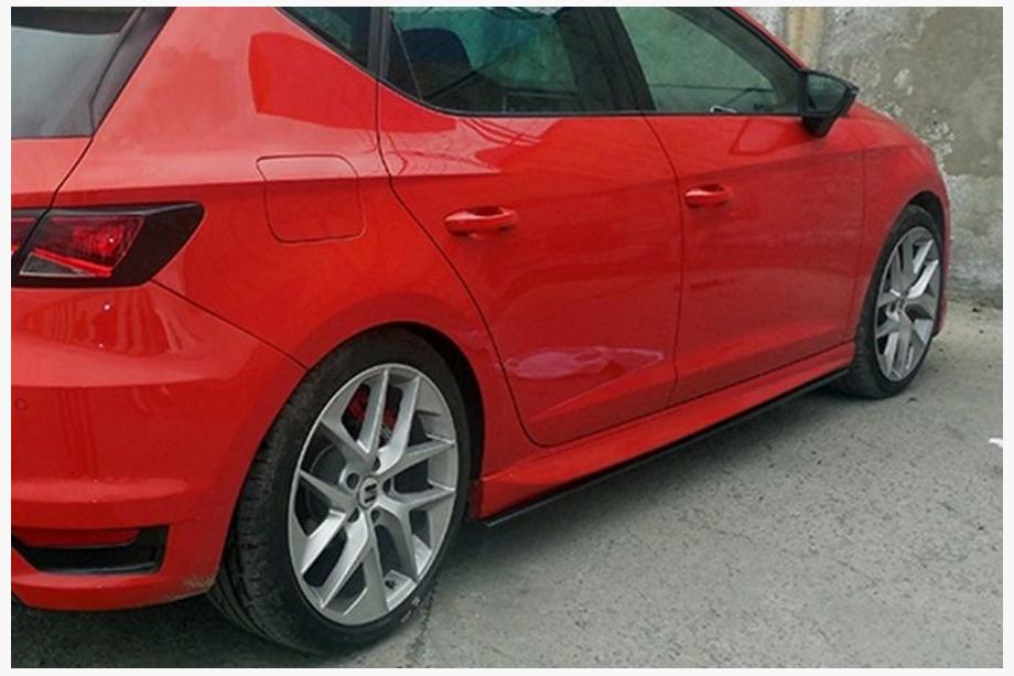 Seat Leon 2013–2020 Performance side skirts (zwart) Image