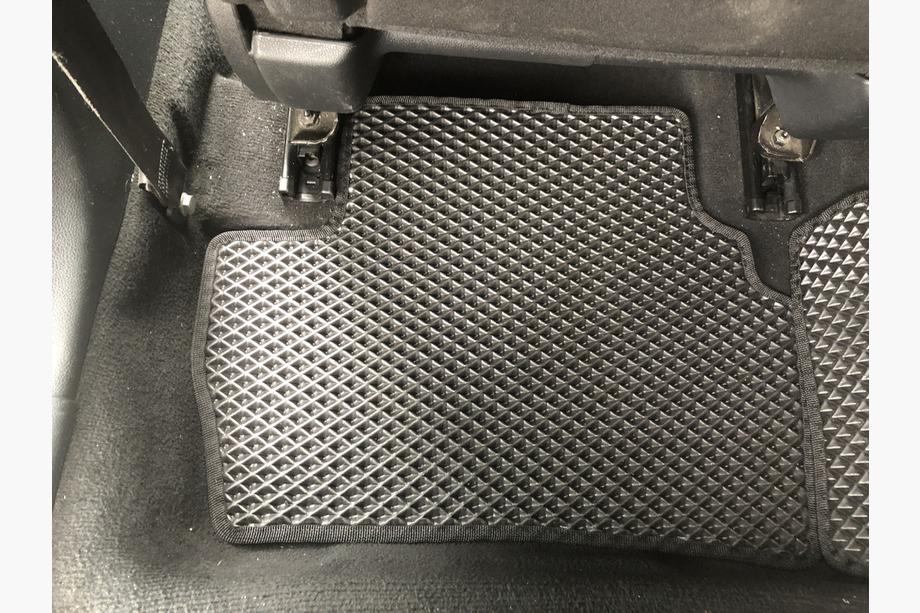 Peugeot 308 2007–2013 EVA automatten (zwart) Foto 9