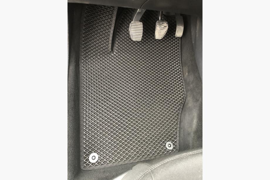 Peugeot 308 2007–2013 EVA automatten (zwart) Foto 2