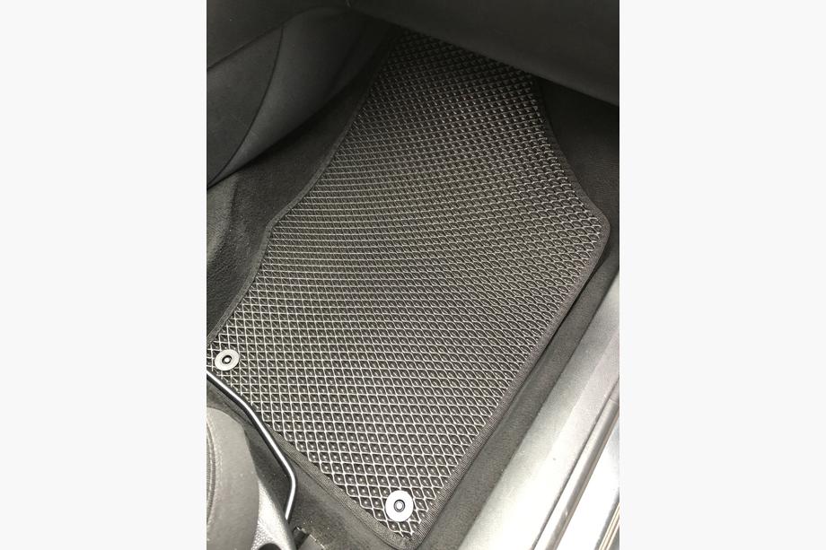 Peugeot 308 2007–2013 EVA automatten (zwart) Foto 4
