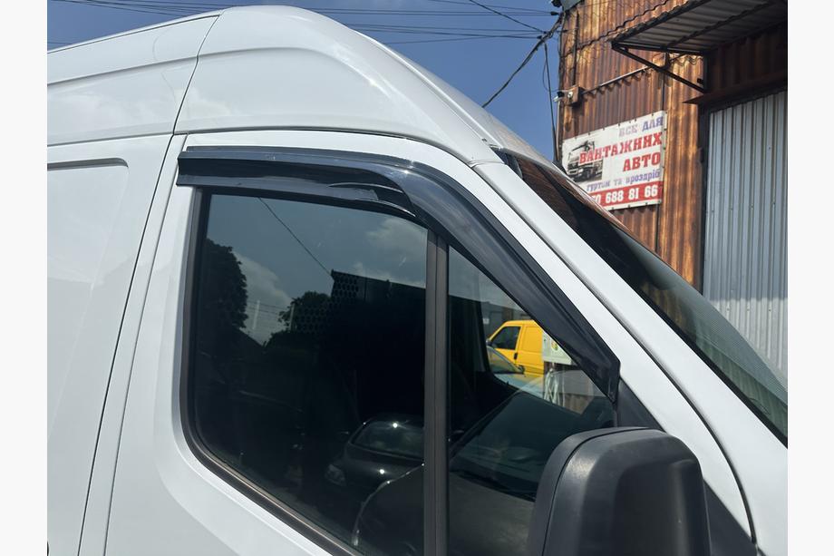 Mercedes Sprinter W907/W910 2018– Raamdeflectoren (2 stuks, Sunplex Sport) Image