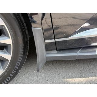 Premium spatlappen (4 stuks, voor auto's met sideskirts) foto 1