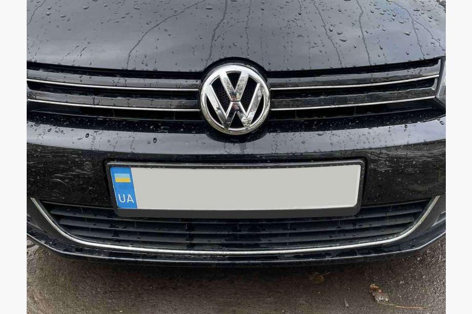 Volkswagen Golf 6 2008–2014 Voor-embleem 5K0 853 601F Image