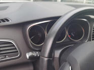 Renault Megane IV 2016–2025 Snelheidsmeter sierringen (3 st., RVS) foto 3