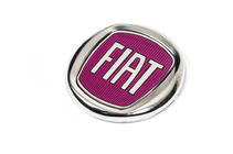 Fiat Embleem (rood V2, zelfklevend) 95 mm foto 2