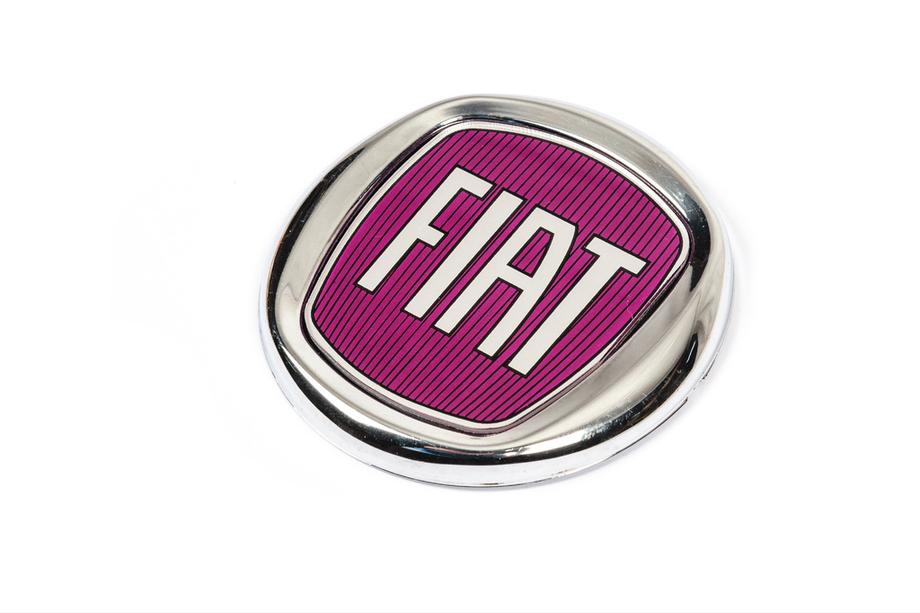 Fiat Embleem (rood V2, zelfklevend) Foto 2