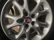 Fiat Naafdoppen voor velgen V2 49/42,5 mm rood (set 4 stuks, 0735448759) foto 1