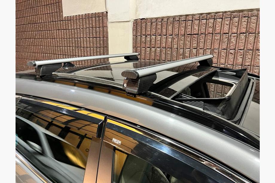 Hyundai Tucson TL 2016–2021 Afsluitbare dwarsdragers voor geïntegreerde dakrails Wizard V2 (2 stuks) 115 cm, zwart Image