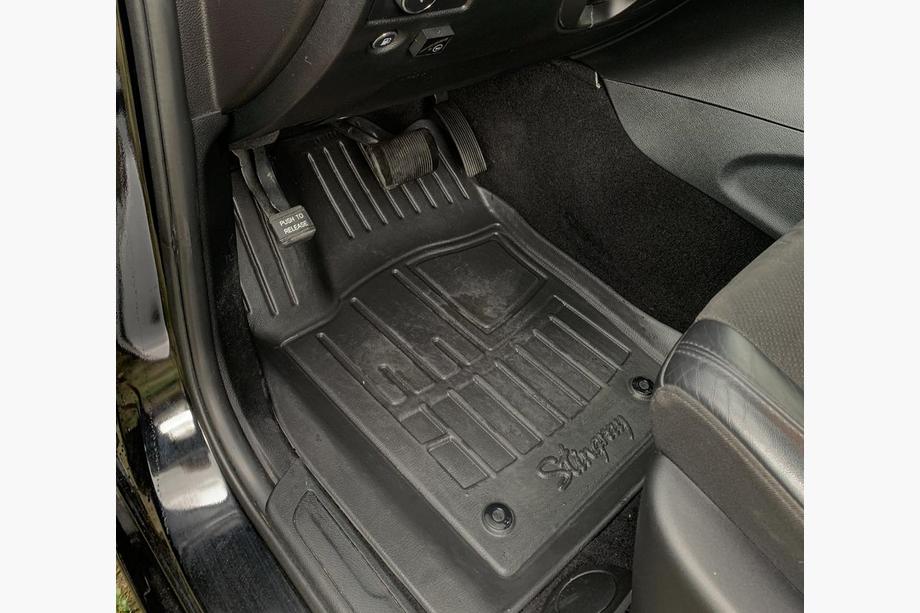 Jeep Grand Cherokee WK2 2010–2021 Stingray 3D automatten (5 stuks, polyurethaan) Foto 1