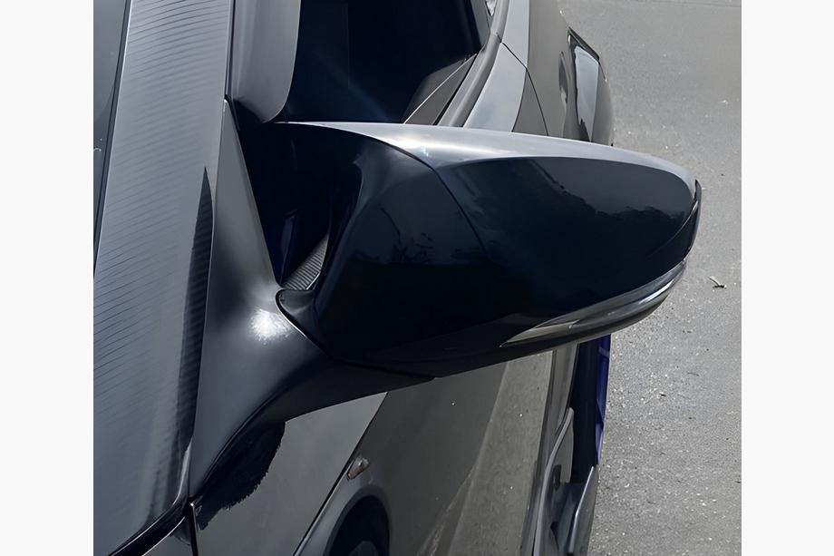 Hyundai Veloster 2011–2017 Spiegelkappen met uitsparing voor richtingaanwijzer BMW-style (2 stuks) Foto 1