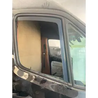 In-channel winddeflectoren Esa (2 stuks) Mercedes Sprinter W907/W910 2018– foto 2