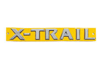 Nissan X-trail T30 2002–2007 X-Trail embleem 848951DA0B (214 x 28 mm) foto 1