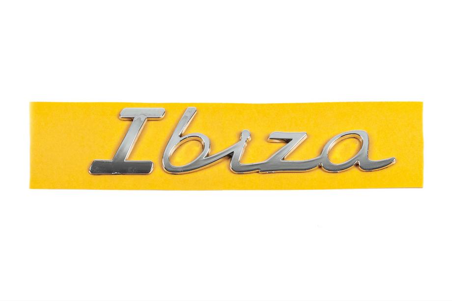 Seat Ibiza 2017– Ibiza embleem 6F0853687 (166 x 39 mm) Image