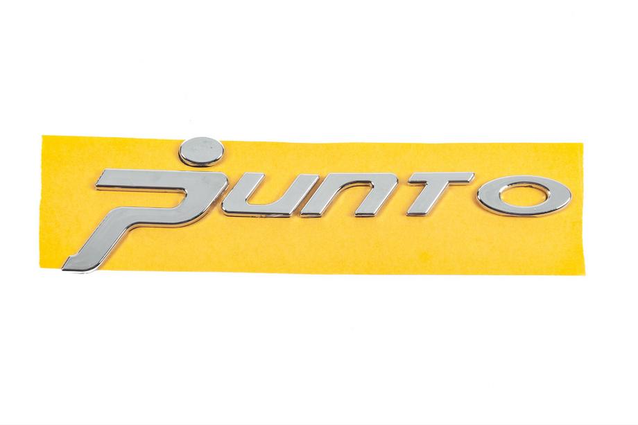 Fiat Punto Grande/EVO 2006–2018 Punto opschrift voor Grande (chroom punt, 1518) Image
