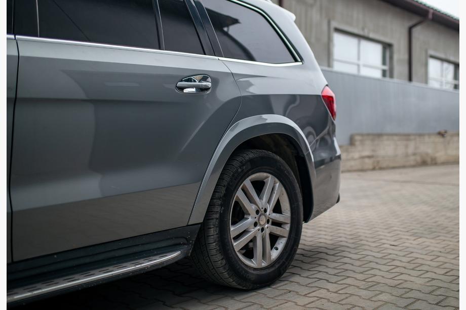 Mercedes GL/GLS-klasse X166 2012–2019 Restyling ombouwset van GL naar GLS AMG Foto 51