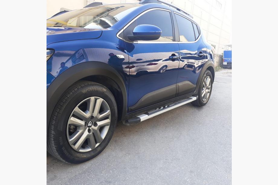 Dacia Sandero 2021– Deurlijsten (4 stuks) Image