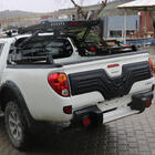 Mitsubishi L200 2006–2015 Kunststof sierlijst voor kofferklep foto 1