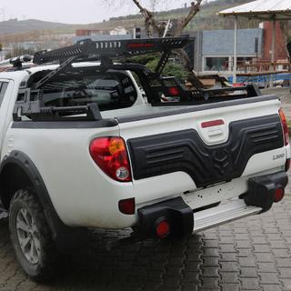 Kunststof sierlijst voor kofferklep Mitsubishi L200 2006–2015 foto 1