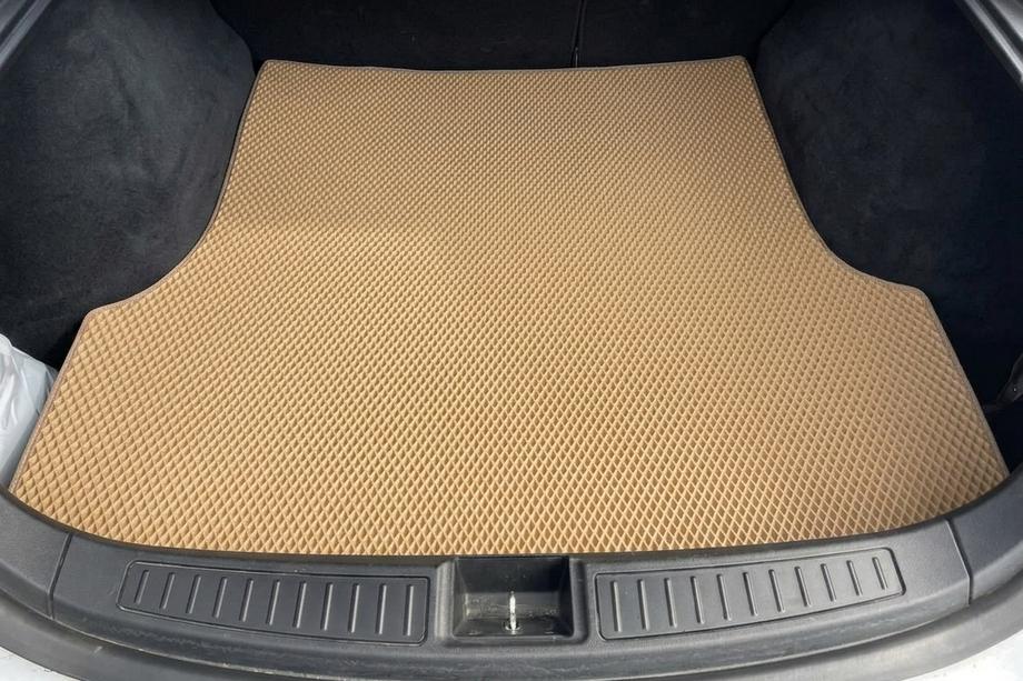 Tesla Model S 2012– EVA kofferbakmat (2012-2021, Beige) Image