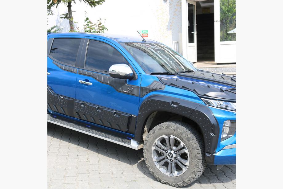 Mitsubishi L200 2015–2024 Wielkastverbreders V2 (2019+, EuroCap) Image