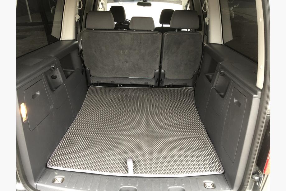 Volkswagen Caddy 2010–2015 Kofferbakmat V2 MAXI (EVA, zwart) Image