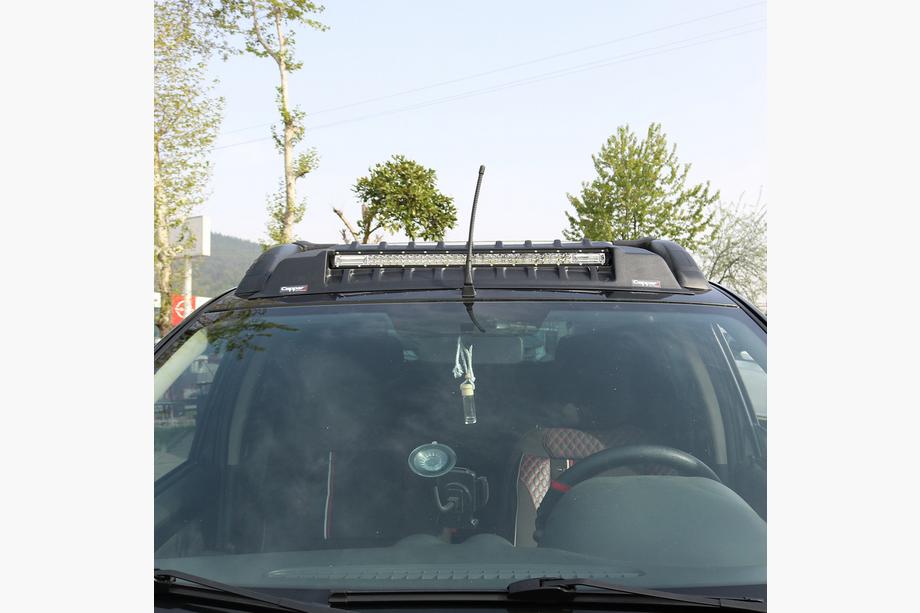 Renault Duster 2008–2017 Voorruitvizier V3 (LED) Foto 4