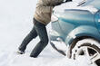 Wat te doen als je auto vastzit in de sneeuw? foto 1