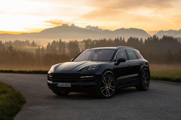 Review van de vernieuwde sportieve crossover Porsche Cayenne