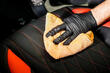 Hoe maak je het auto-interieur goed schoon? foto 2