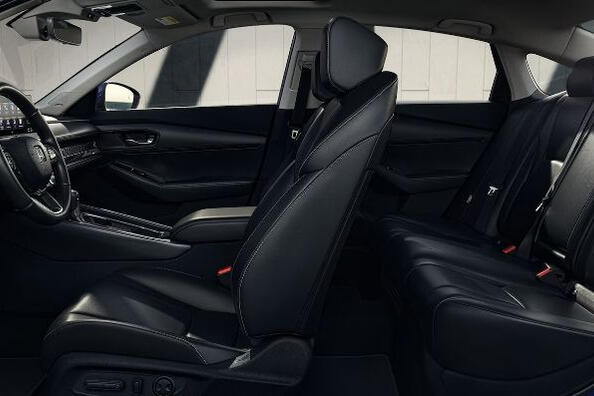 Review van de nieuwe generatie Honda Accord sedan Foto 5