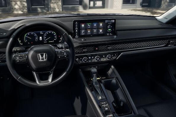 Review van de nieuwe generatie Honda Accord sedan Foto 6