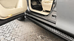 Nissan Armada 2016–2024 Side steps New Vision Grey (2 stuks, aluminium) foto 2