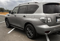 Nissan Armada 2016–2024 Side steps New Vision Grey (2 stuks, aluminium) foto 6