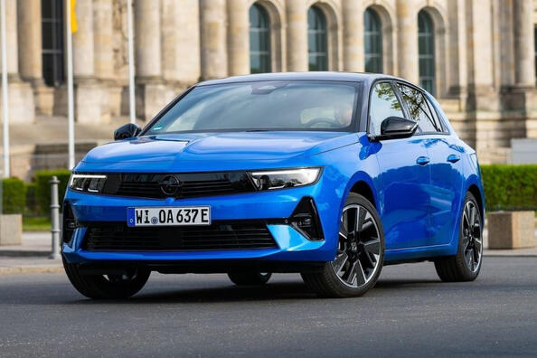 Elektrische compacte hatchback Opel Astra Electric