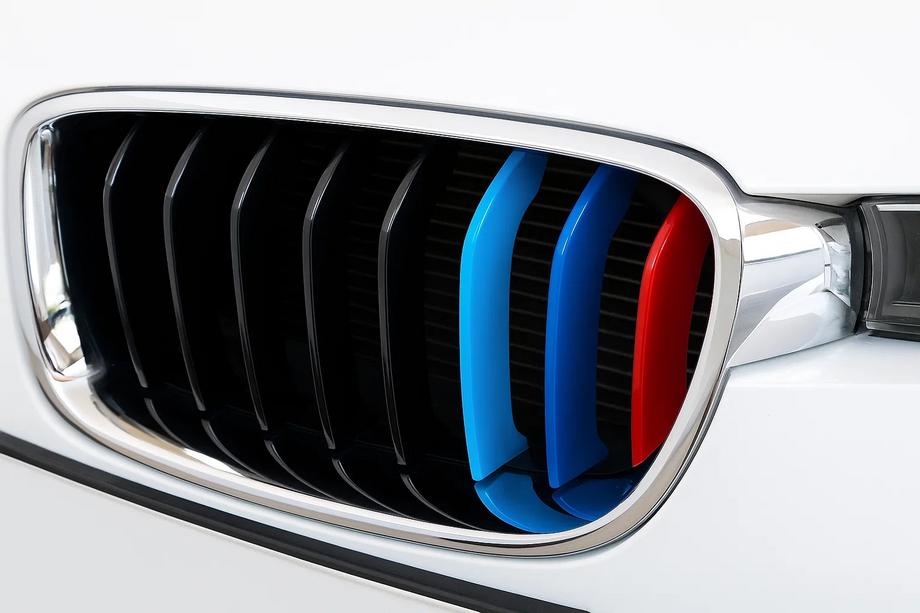 BMW 3 Serie F30/F31 2012–2019 Grillelijsten voor 8-lamellen grille (3 stuks) Foto 1