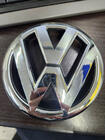 Volkswagen Jetta 2011–2018 Voorste embleem 5C6 853 601 (2010-2014) afgeprijsd foto 2