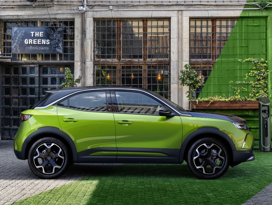 Review van de elektrische stads-crossover Opel Mokka-e